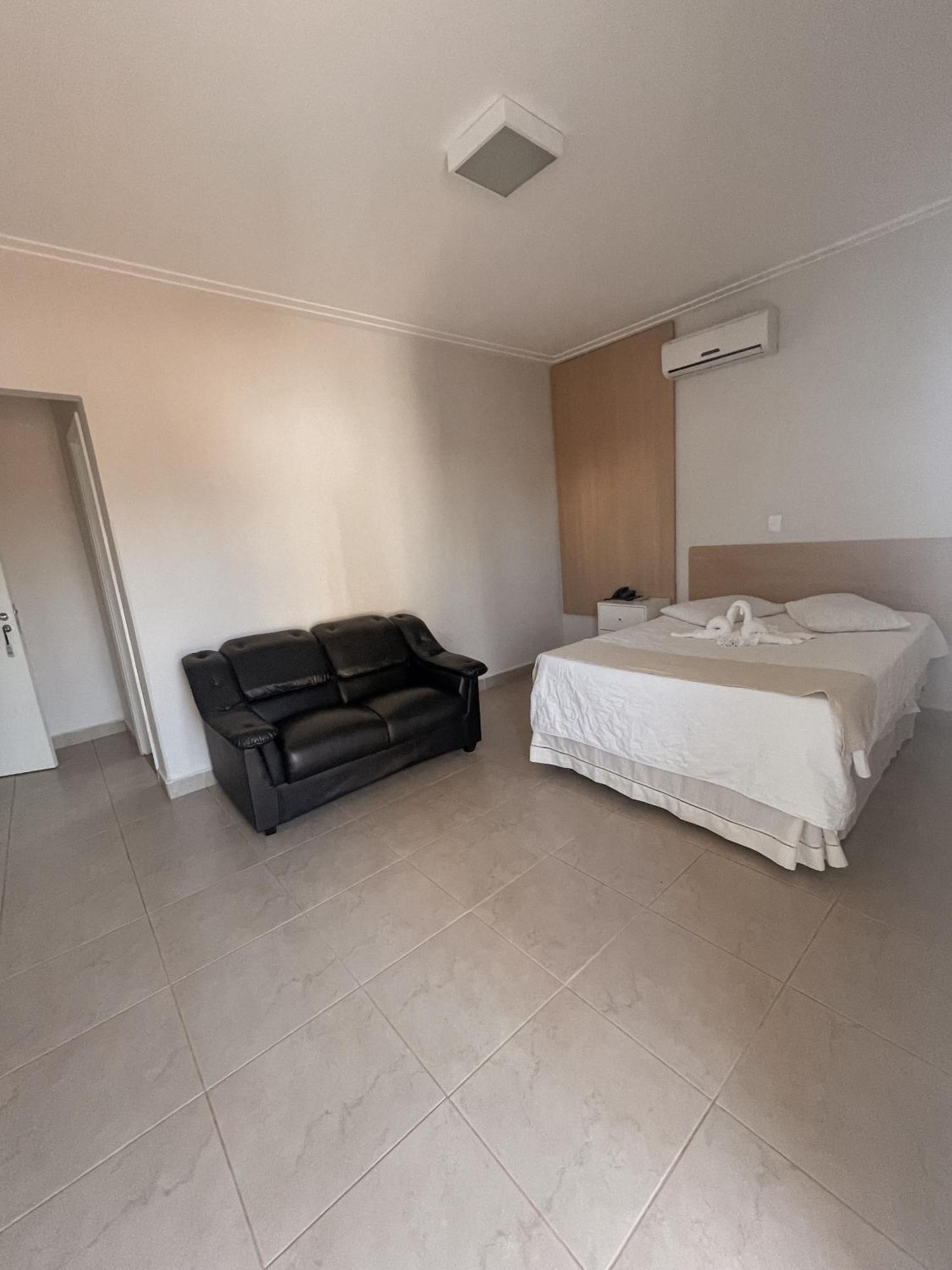 Big Hotel Araguari Kültér fotó